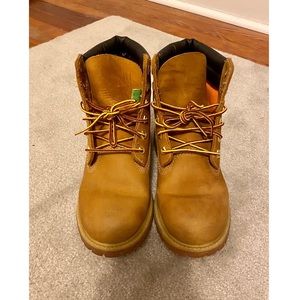 Women’s size 6.5 Timberland boots